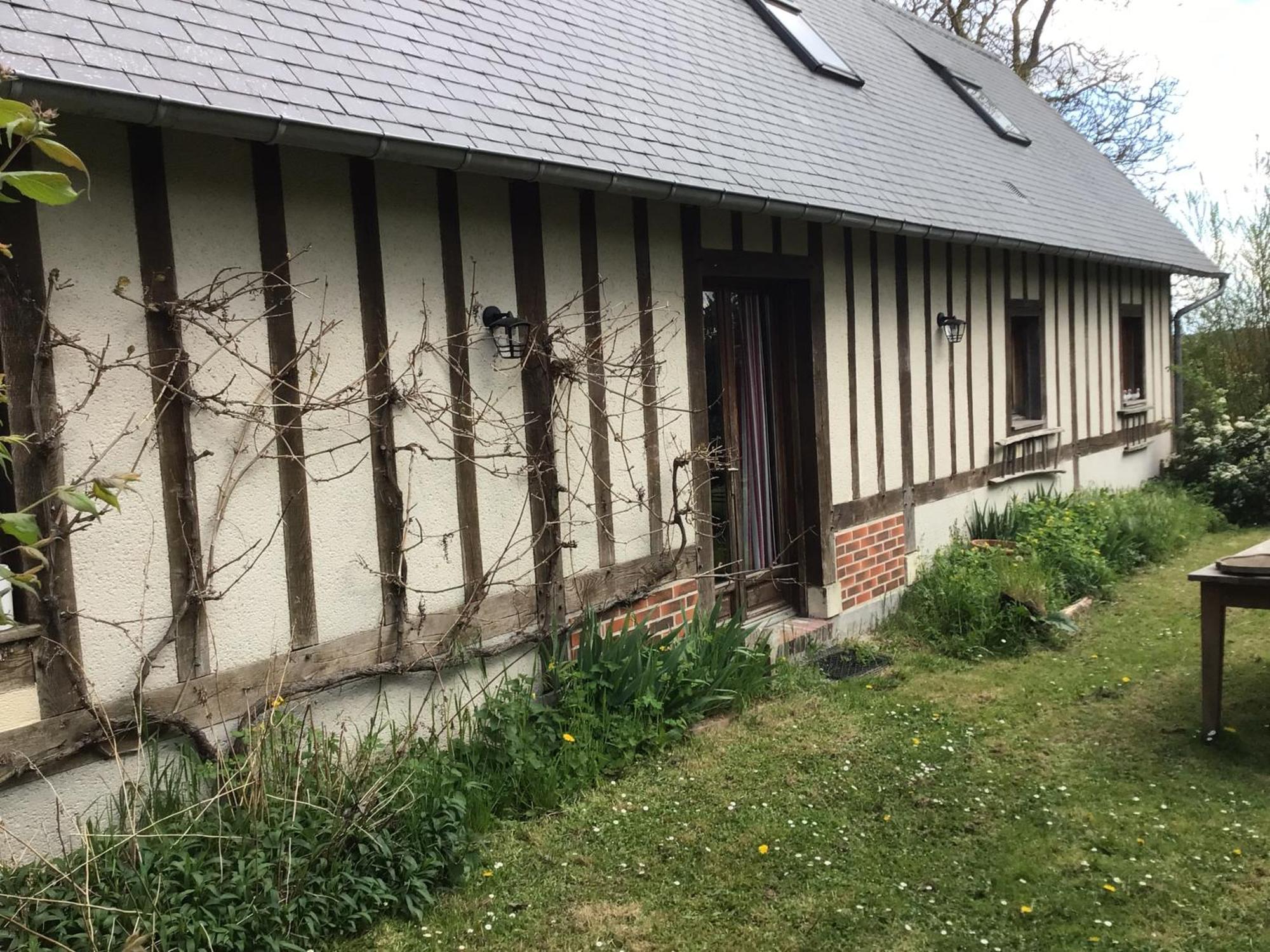 Gite Des Tournesols Ecaquelon Exterior foto